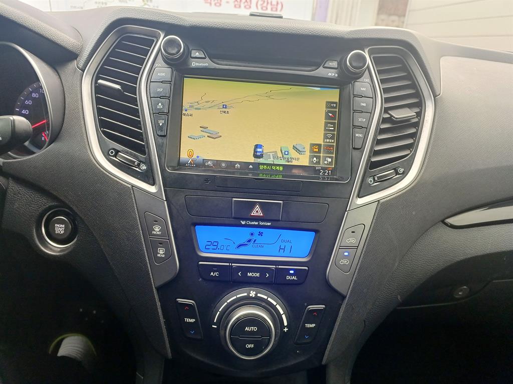 HYUNDAI Santa Fe - Vista 12