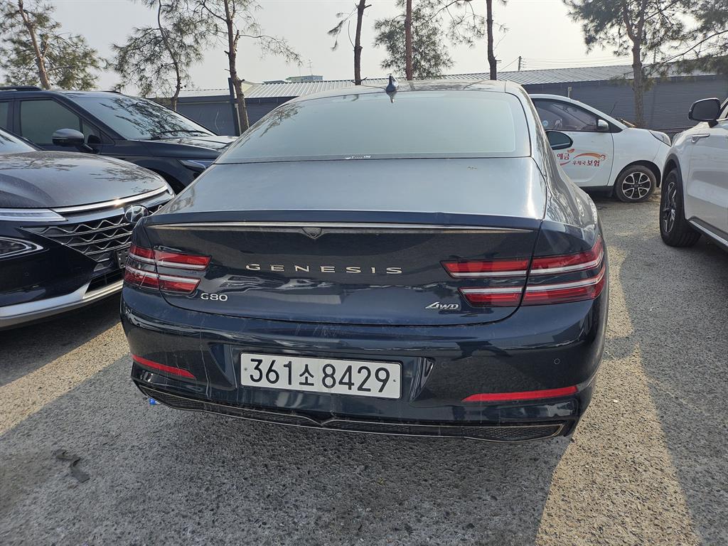 Genesis G80 - Vista 3