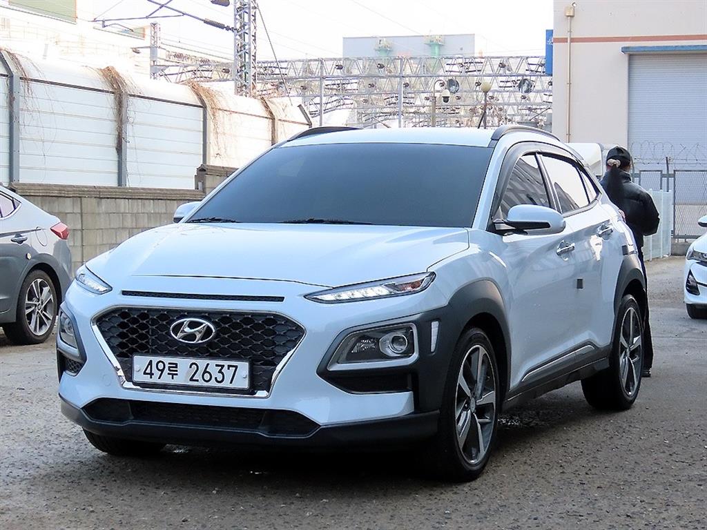 HYUNDAI Kona - Vista 2