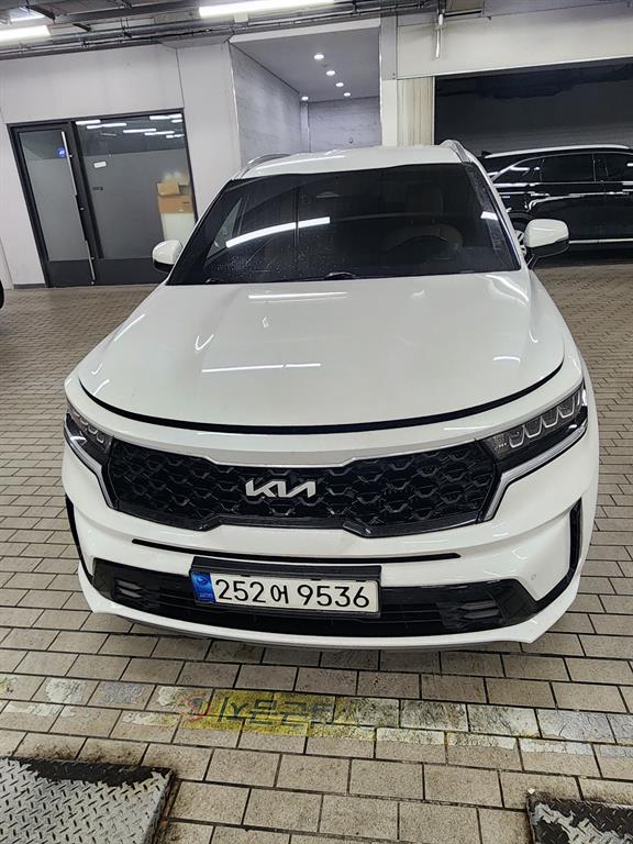 KIA Sorento 2022 Blanco - Importación desde Corea - HF Imports Iquique - Foto 1