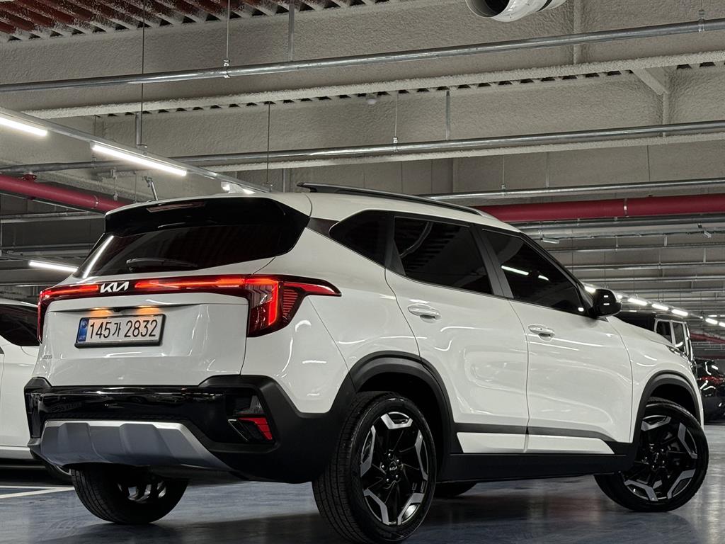 KIA Seltos - Vista 3