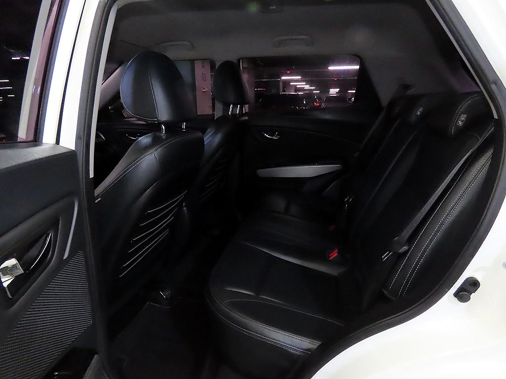 Ssangyong Tivoli - Vista 7