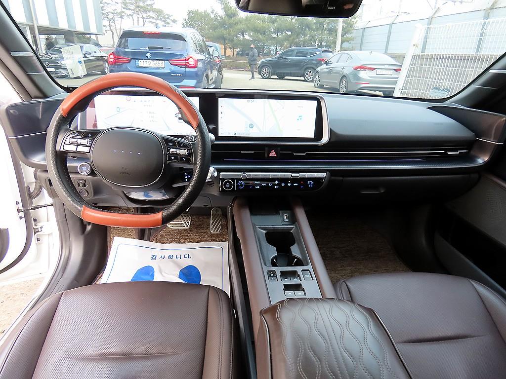 HYUNDAI Ioniq 6 - Vista 7