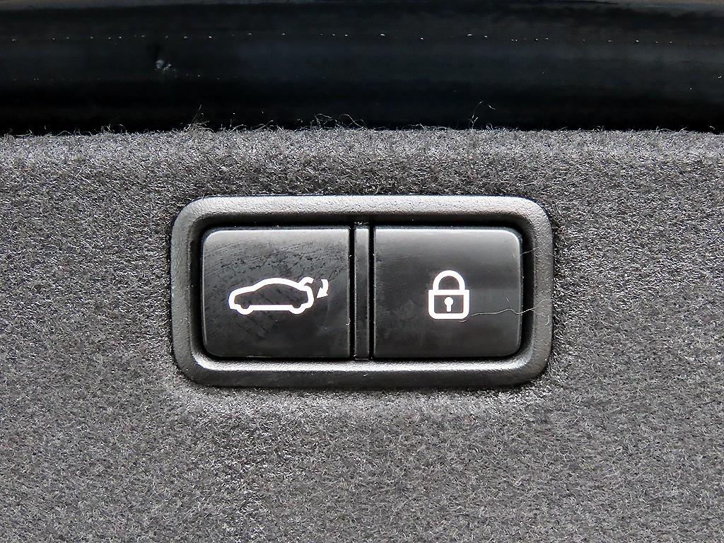 Genesis G80 2017 Negro - Importación desde Corea - HF Imports Iquique - Foto 16