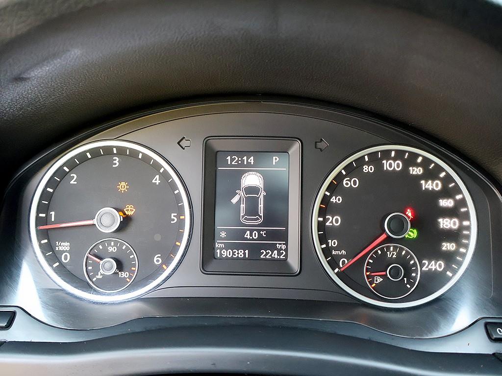 Volkswagen Tiguan - Vista 11