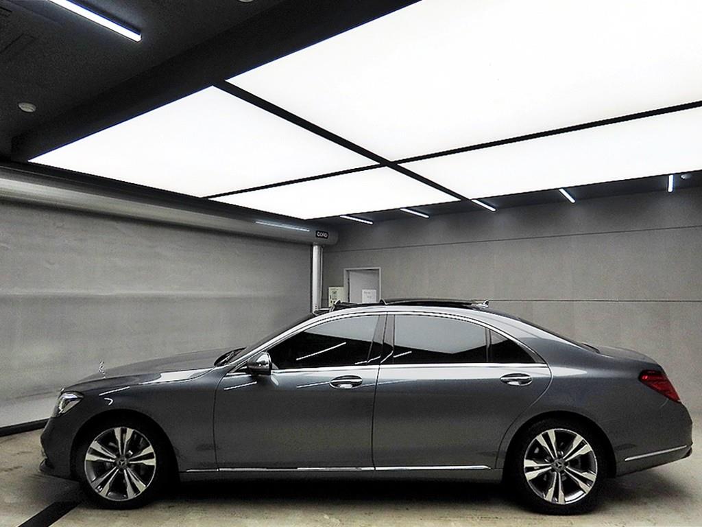 Mercedes Benz S Class - Vista 4