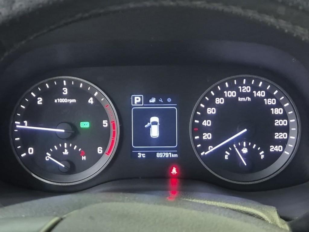 HYUNDAI Tucson - Vista 6