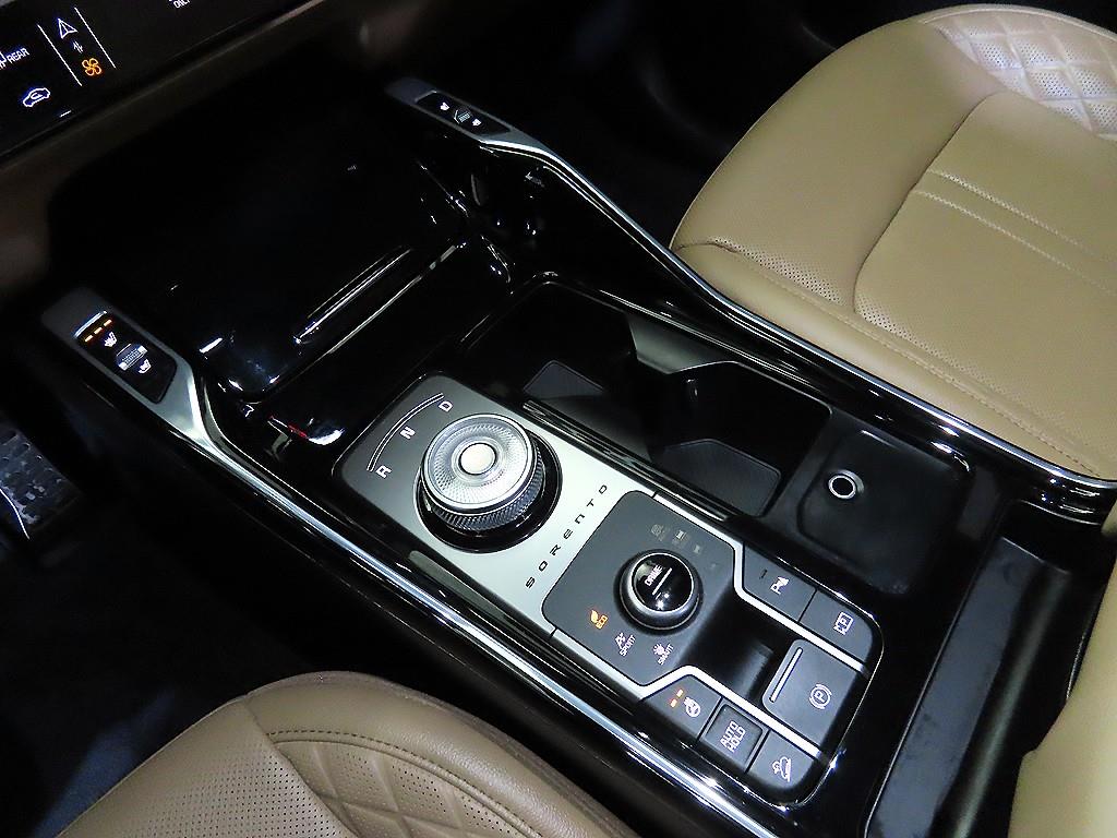 KIA Sorento - Vista 12