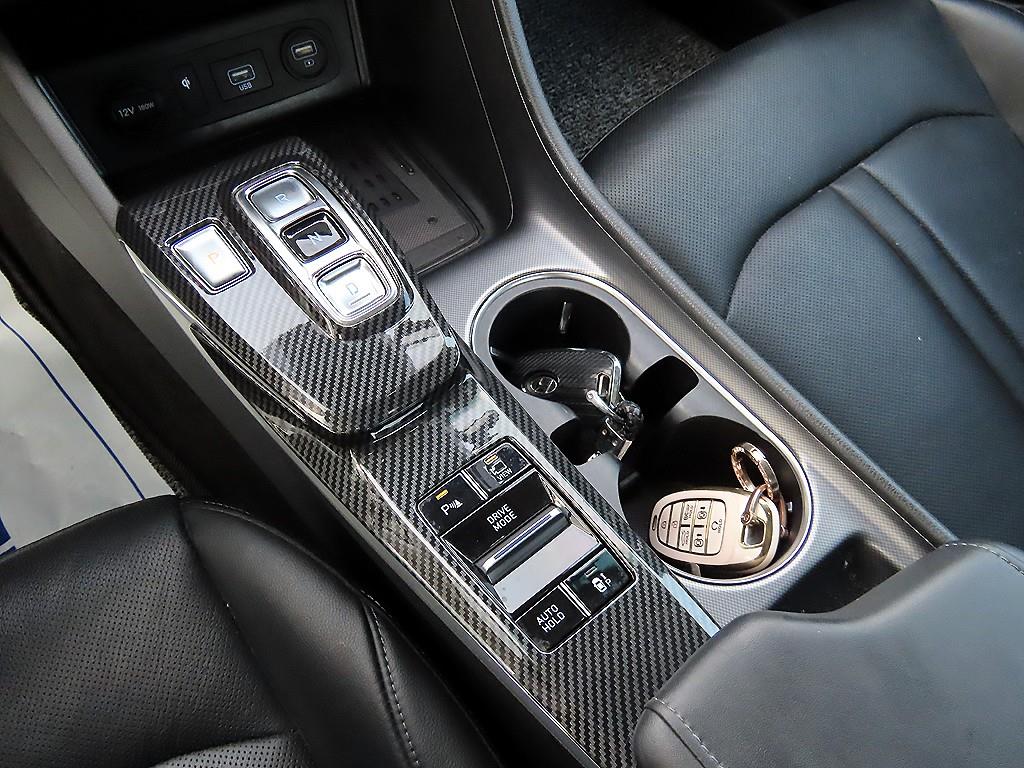 HYUNDAI Sonata - Vista 11