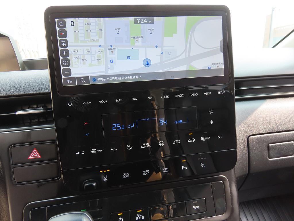 HYUNDAI Staria - Vista 12