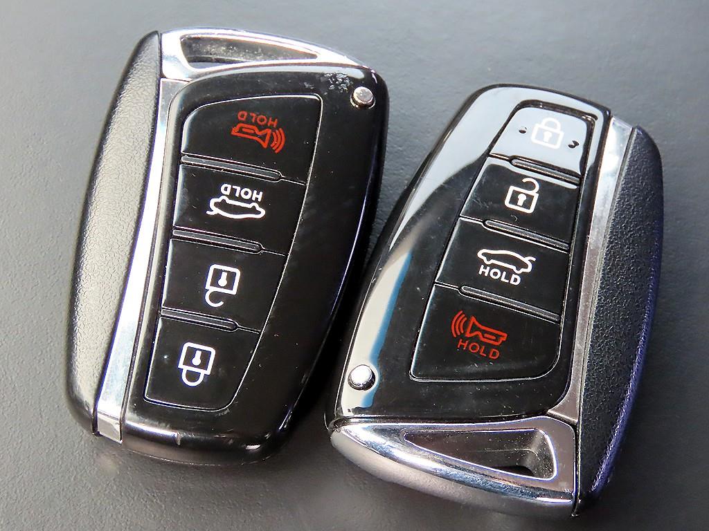 HYUNDAI Grandeur 2012 Negro - Importación desde Corea - HF Imports Iquique - Foto 14