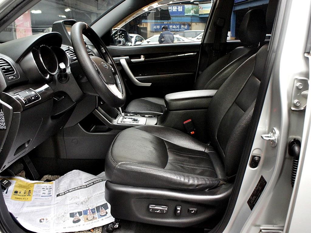 KIA Sorento - Vista 8