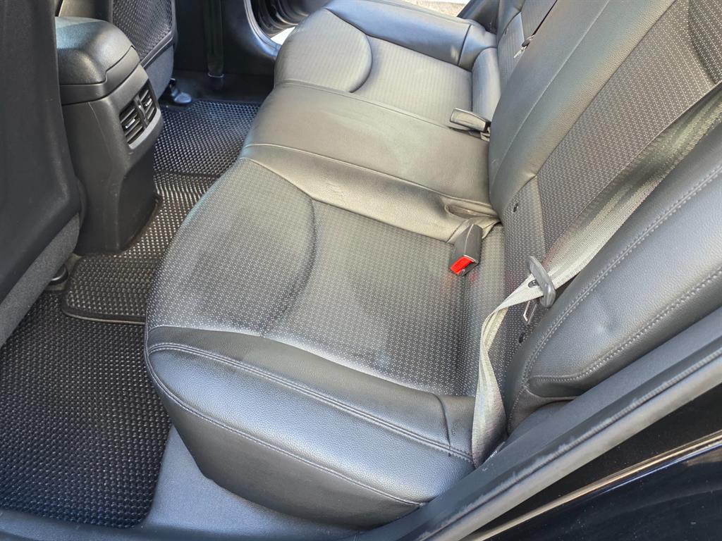 HYUNDAI Avante - Vista 11