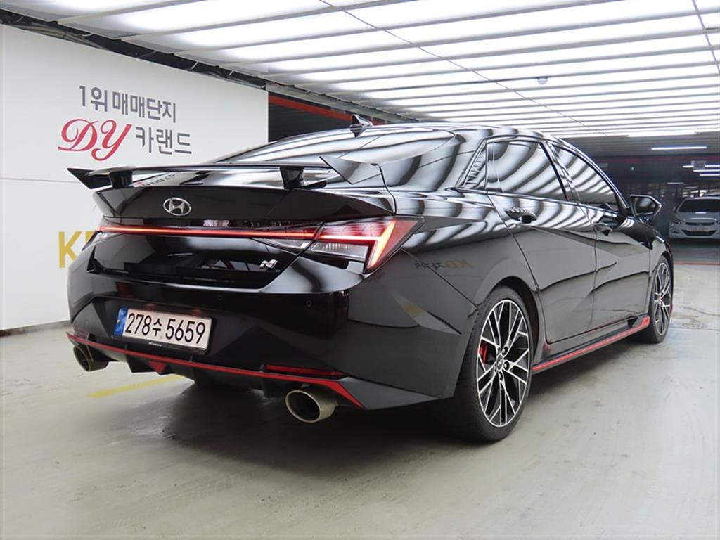 HYUNDAI Avante - Vista 4