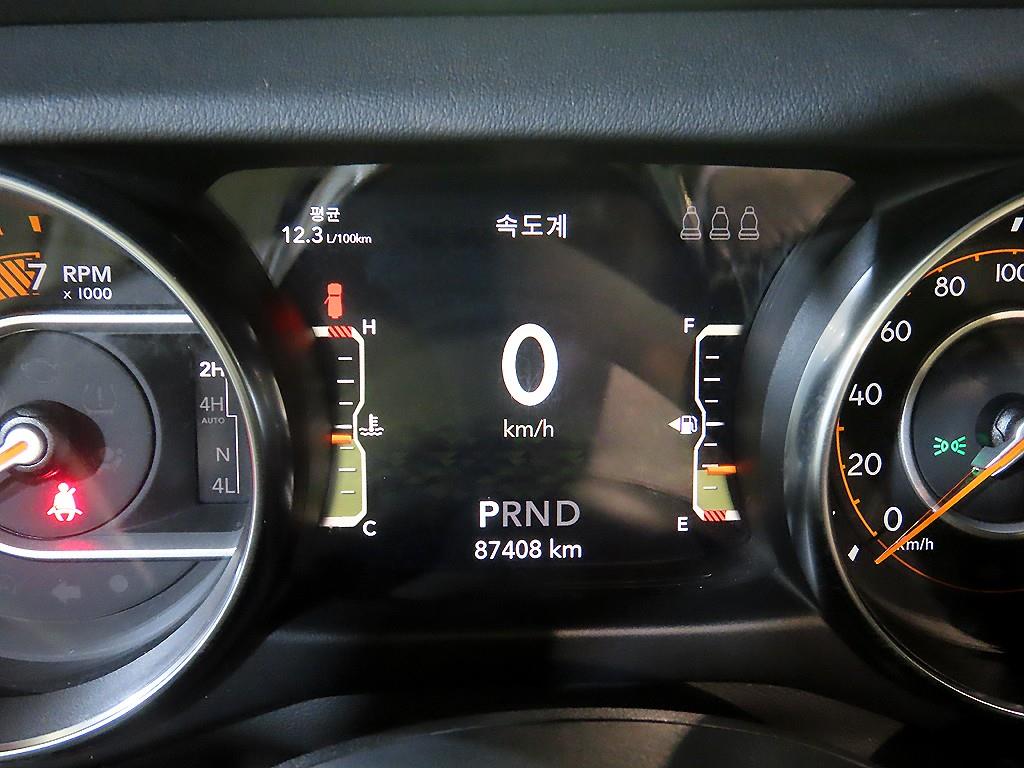 Jeep Wrangler - Vista 9