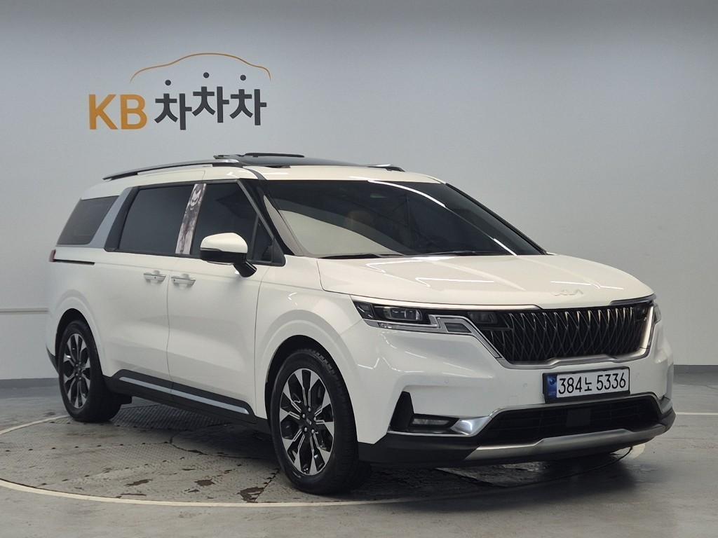 KIA Carnival - Vista 3