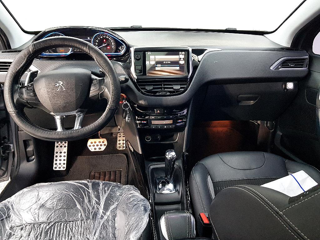 Peugeot 2008 - Vista 5