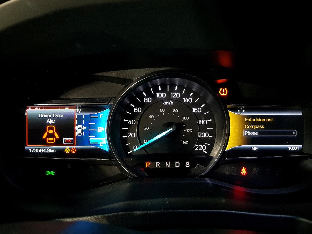 Ford Explorer - Vista 7