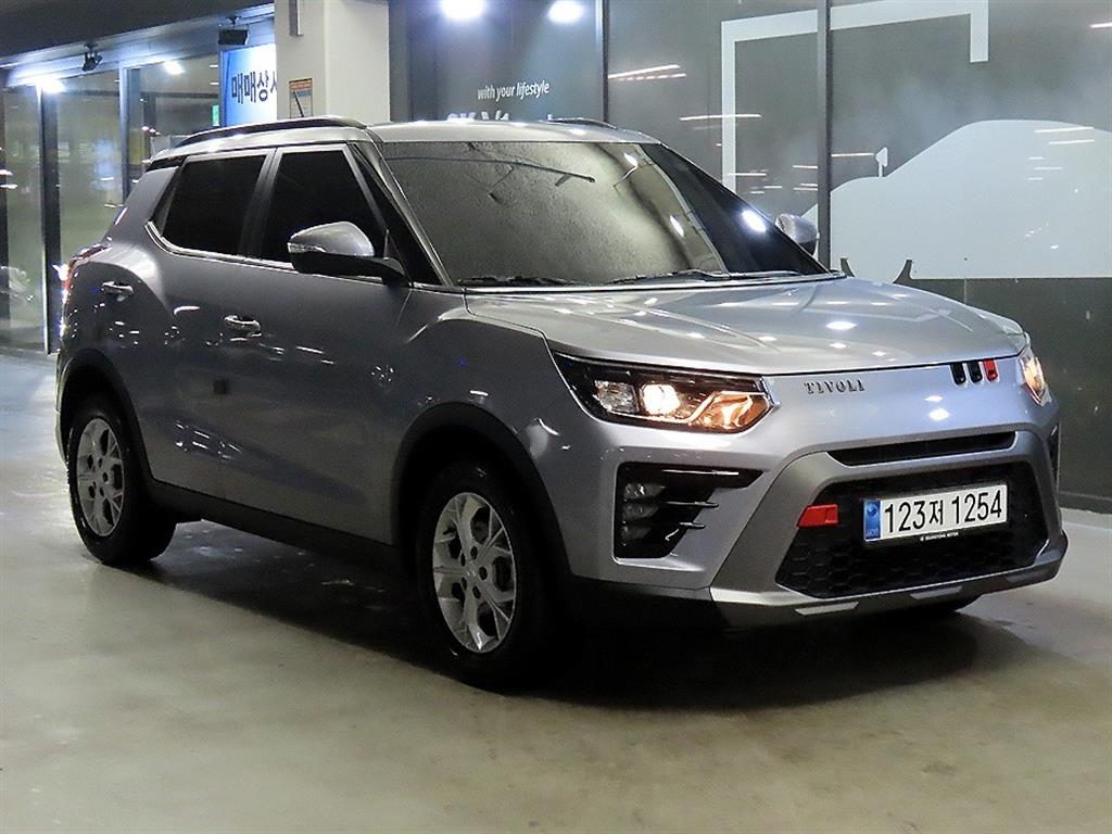 Ssangyong Tivoli 2024 Gris - Importación desde Corea - HF Imports Iquique - Foto 1