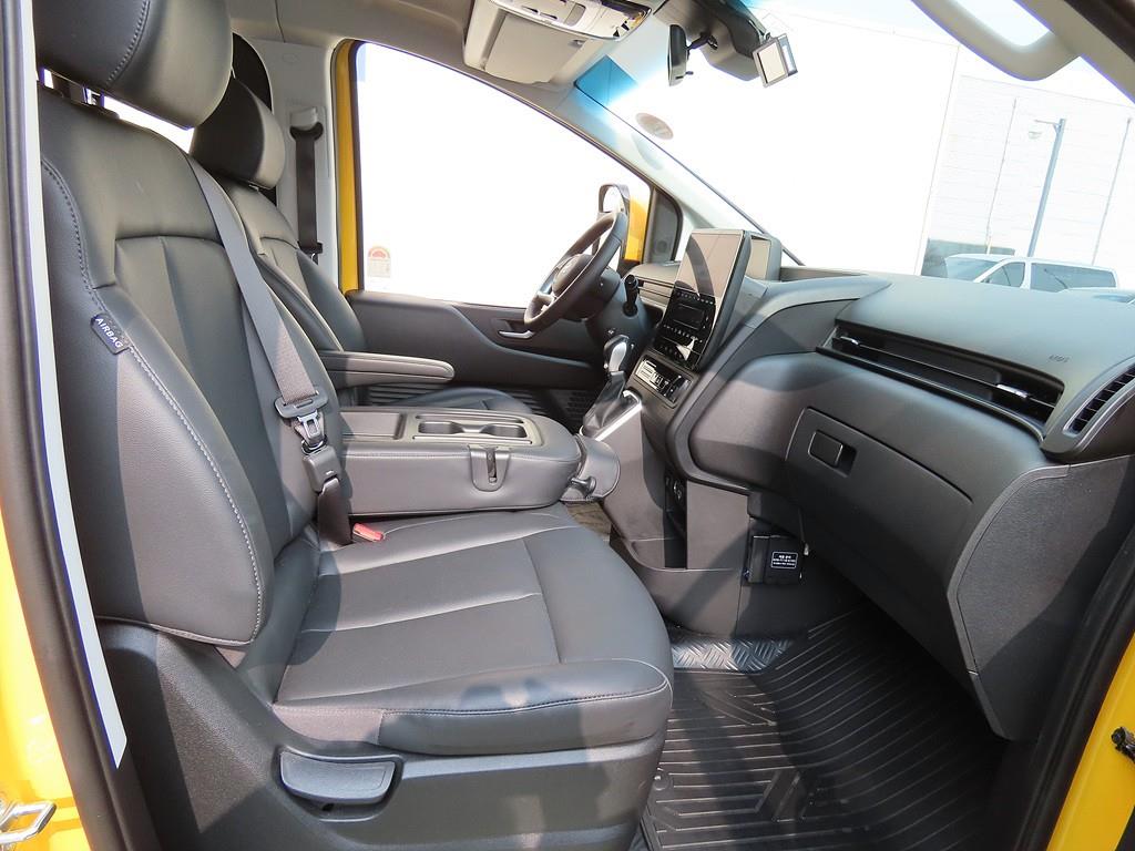 HYUNDAI Staria - Vista 6