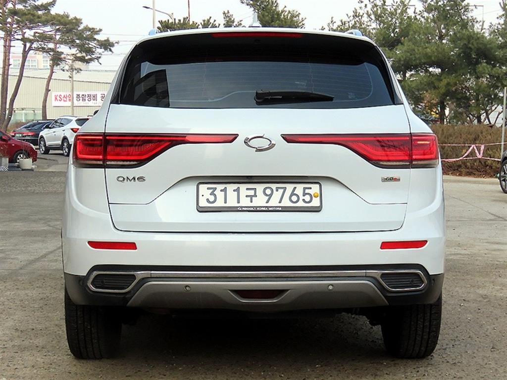 SAMSUNG QM6 - Vista 4