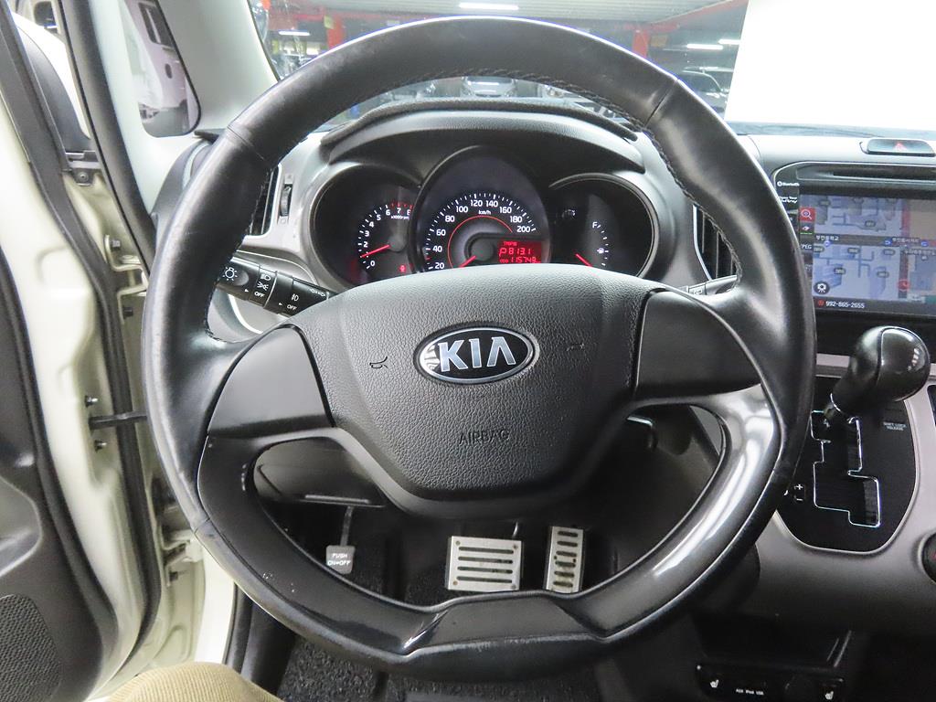 KIA Ray - Vista 8
