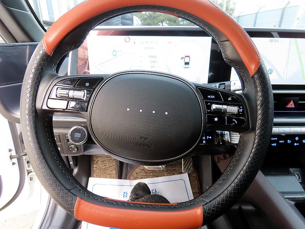 HYUNDAI Ioniq 6 - Vista 8