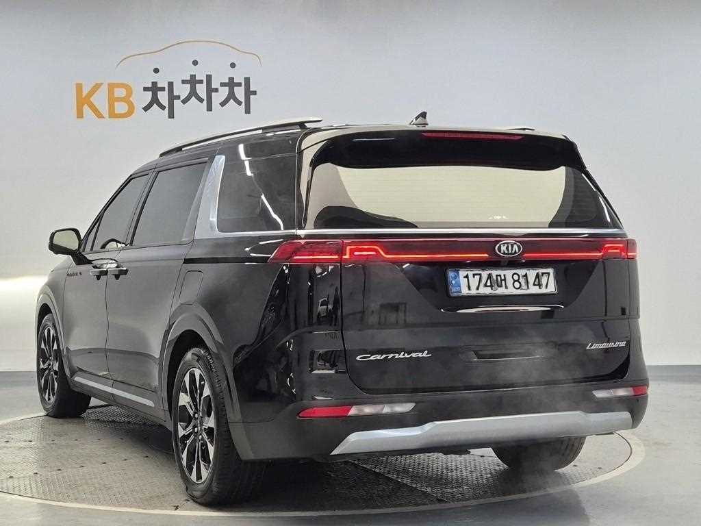 KIA Carnival - Vista 2
