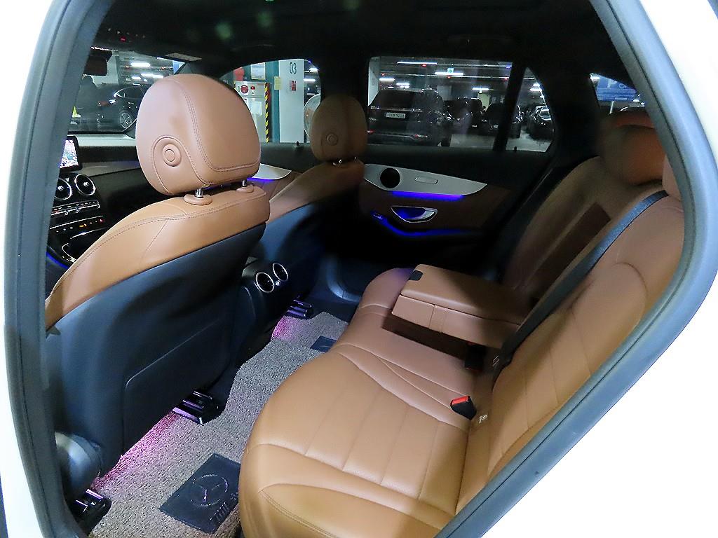 Mercedes Benz GLC Class - Vista 7