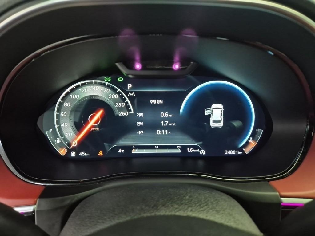 Genesis GV70 - Vista 6