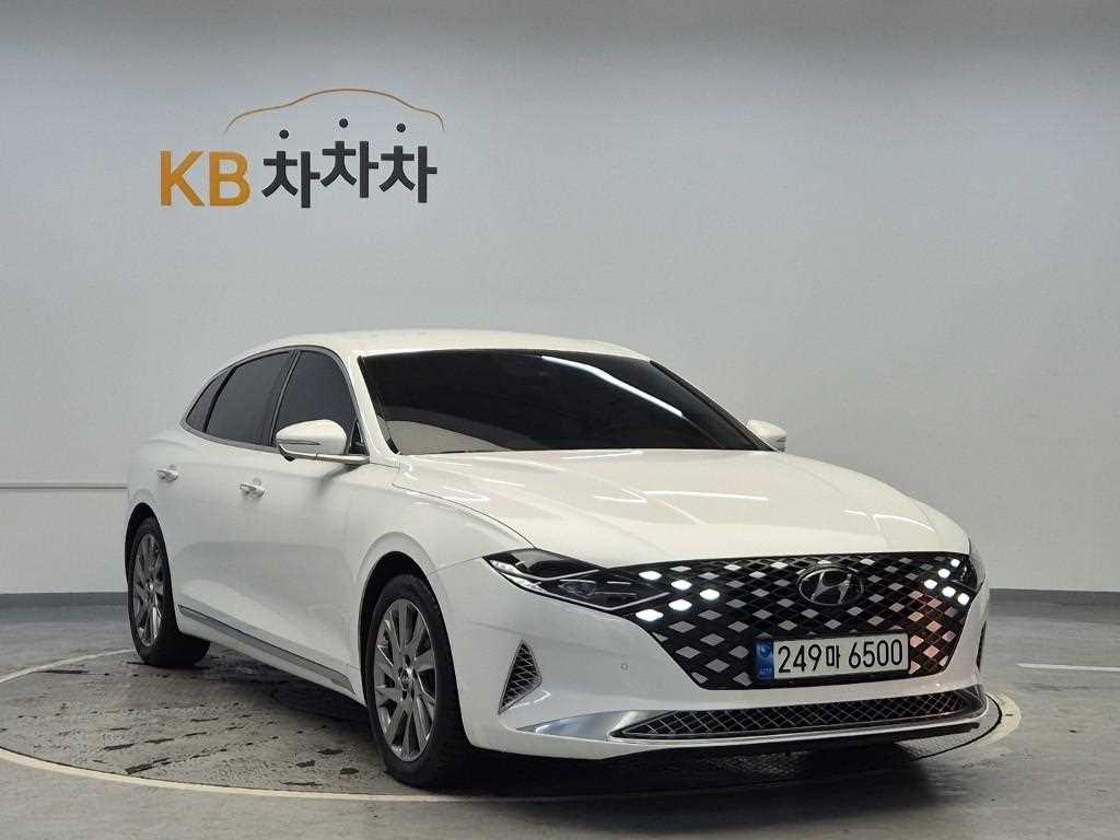 HYUNDAI Grandeur - Vista 4