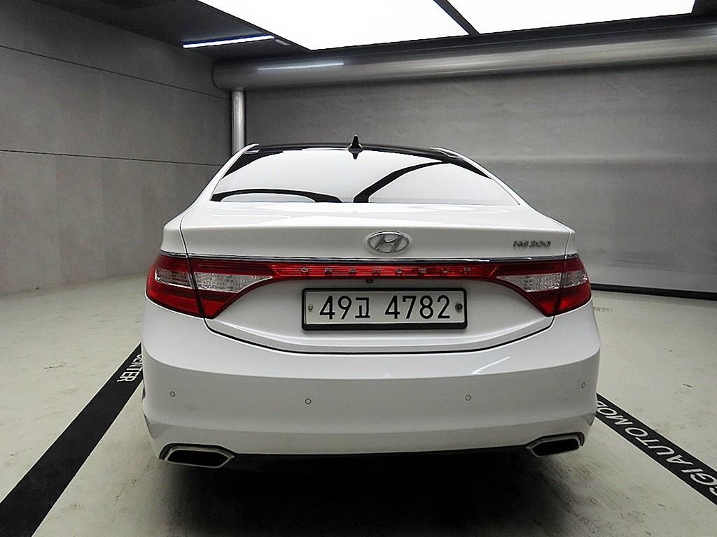 HYUNDAI Grandeur - Vista 3