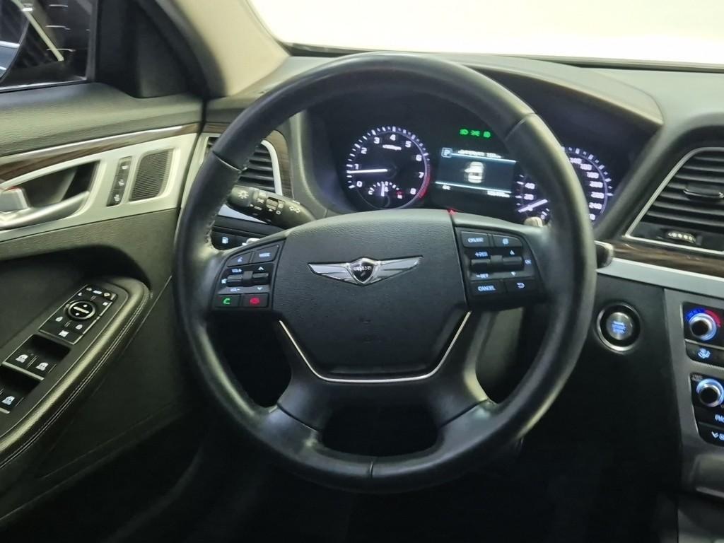 Genesis G80 - Vista 9