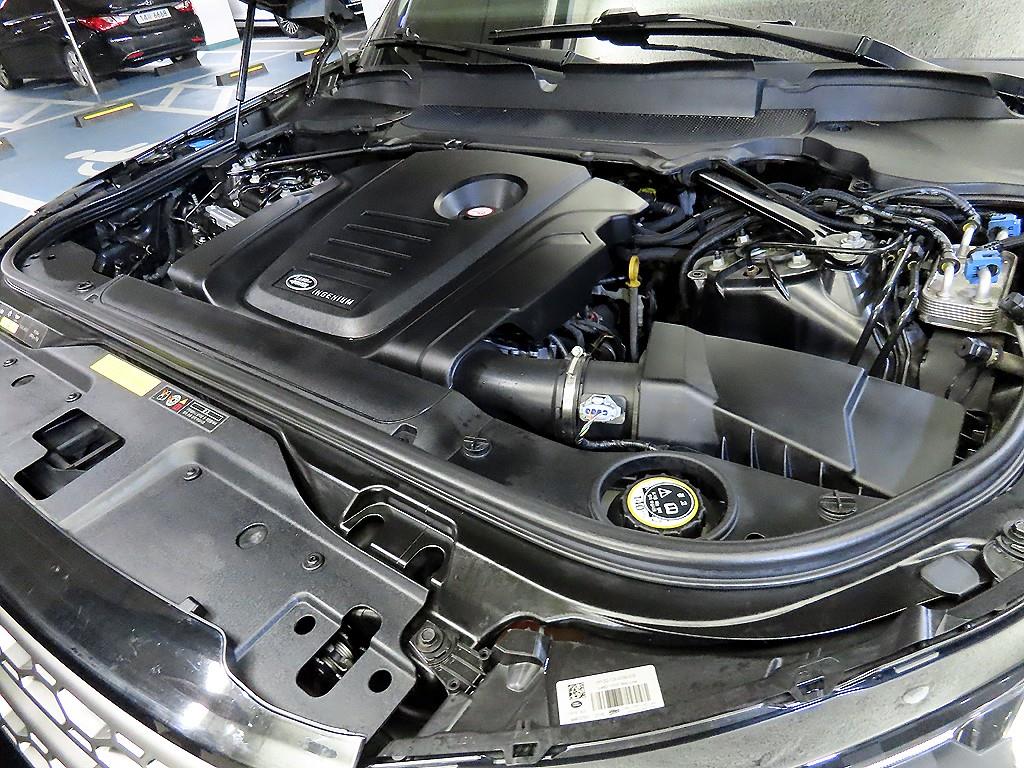 Land Rover Discovery 2018 Negro - Importación desde Corea - HF Imports Iquique - Foto 19