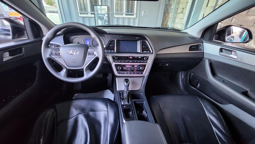 HYUNDAI Sonata - Vista 7