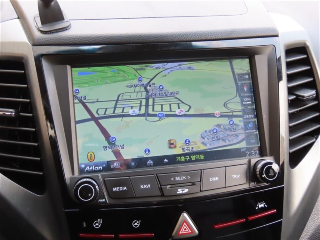 Ssangyong Tivoli 2018 Blanco - Importación desde Corea - HF Imports Iquique - Foto 8