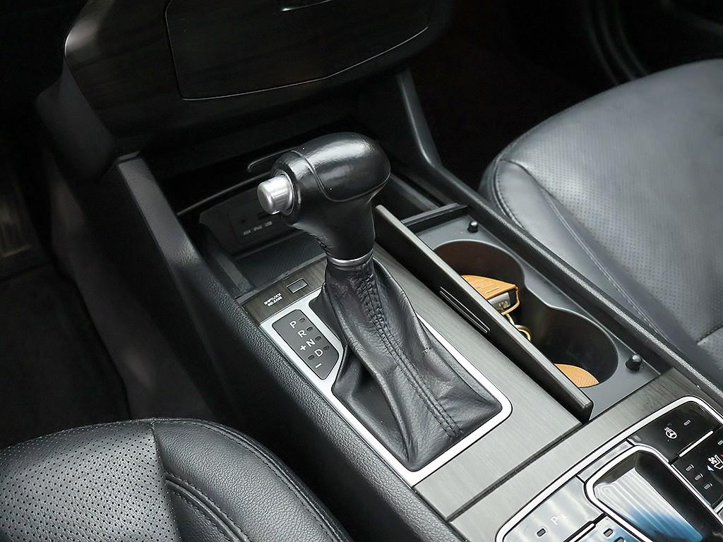 KIA K7 2012 Blanco - Importación desde Corea - HF Imports Iquique - Foto 10