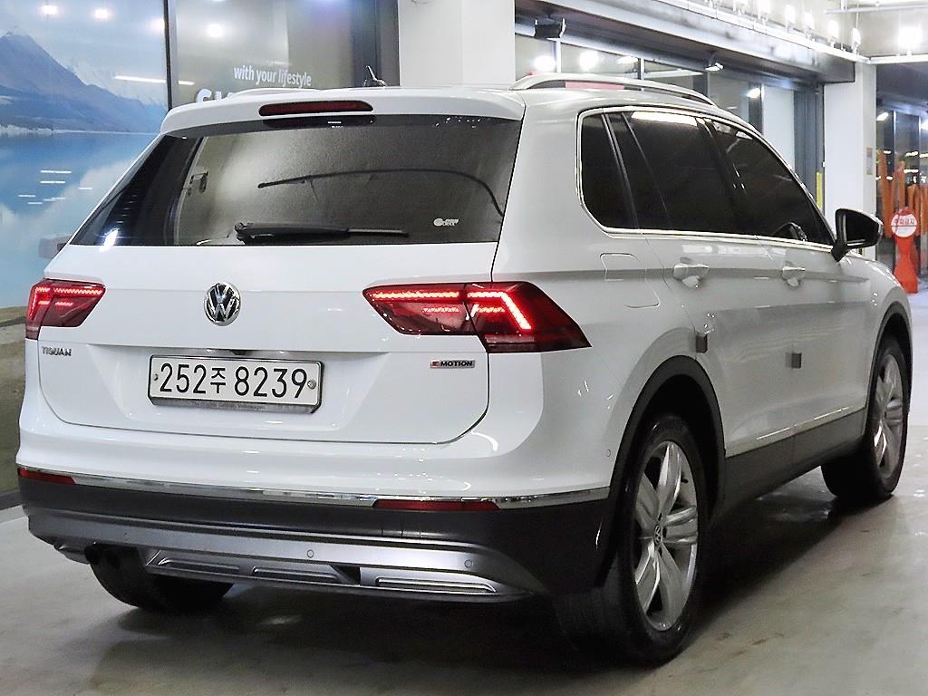 Volkswagen Tiguan - Vista 4