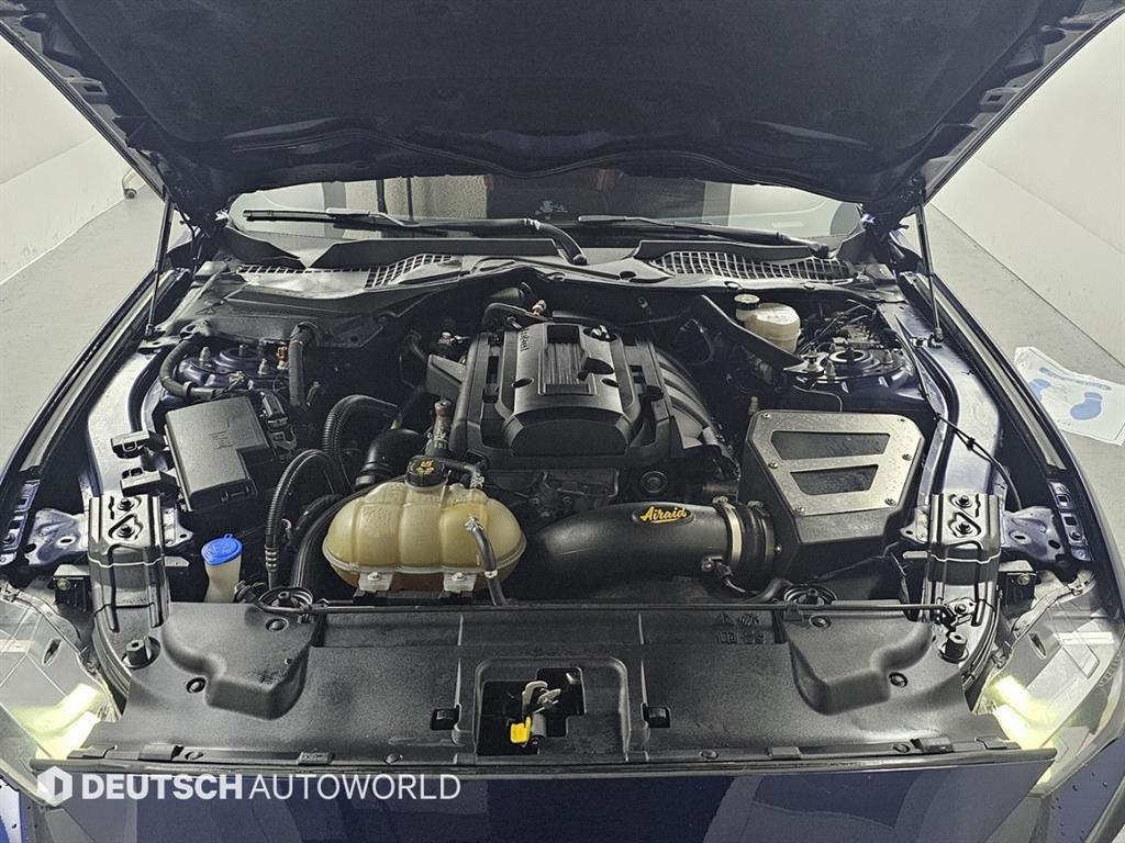 Ford Mustang - Vista 6