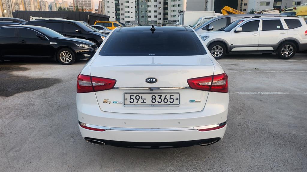 KIA K7 - Vista 4