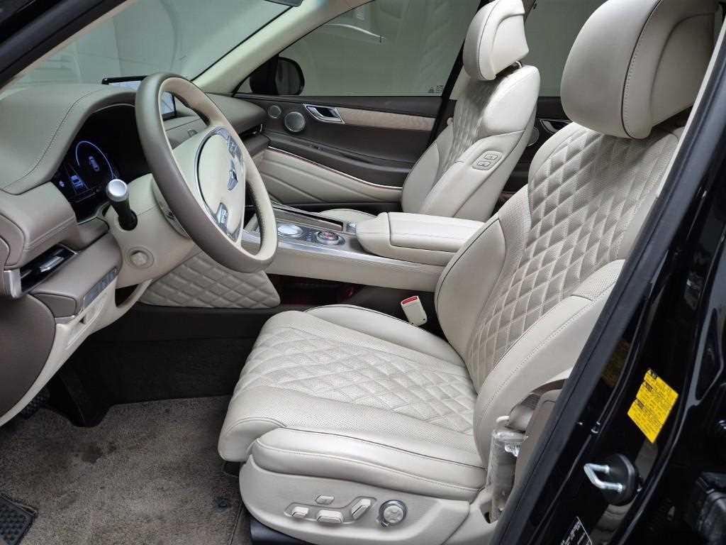 Genesis GV80 - Vista 11