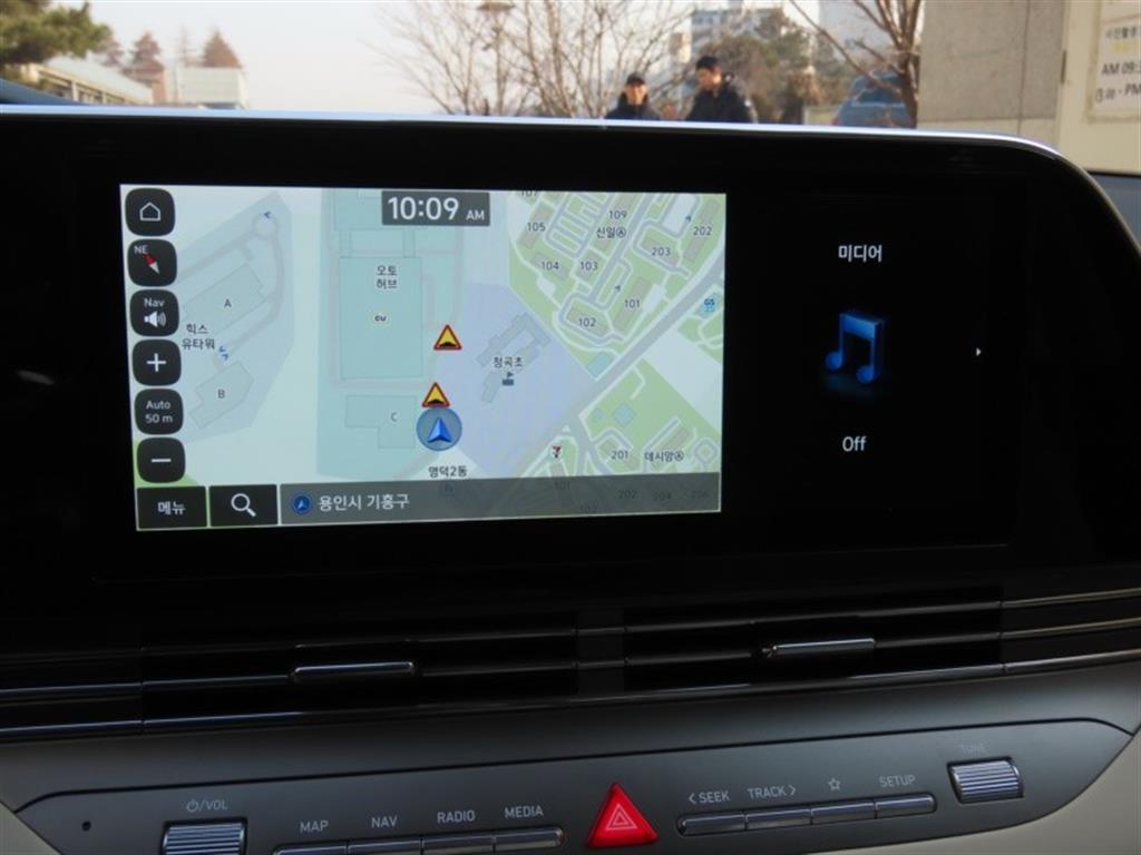 HYUNDAI Grandeur 2022 Negro - Importación desde Corea - HF Imports Iquique - Foto 8