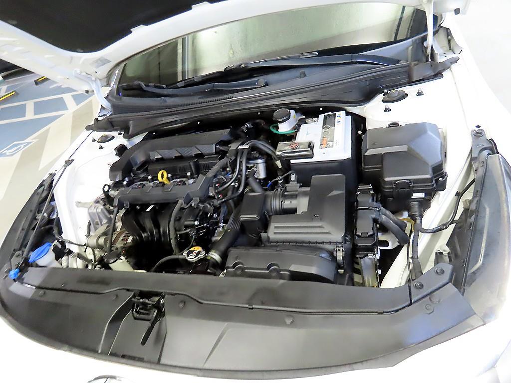 HYUNDAI Avante 2021 Blanco - Importación desde Corea - HF Imports Iquique - Foto 19