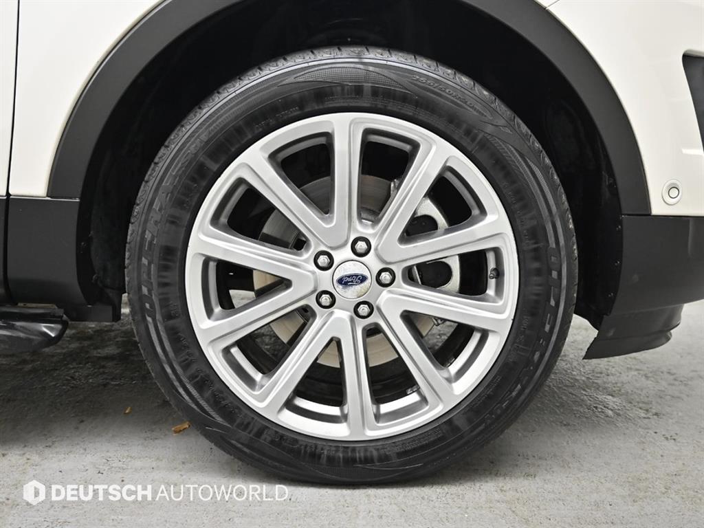 Ford Explorer - Vista 5