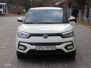 Ssangyong Tivoli - Vista 2