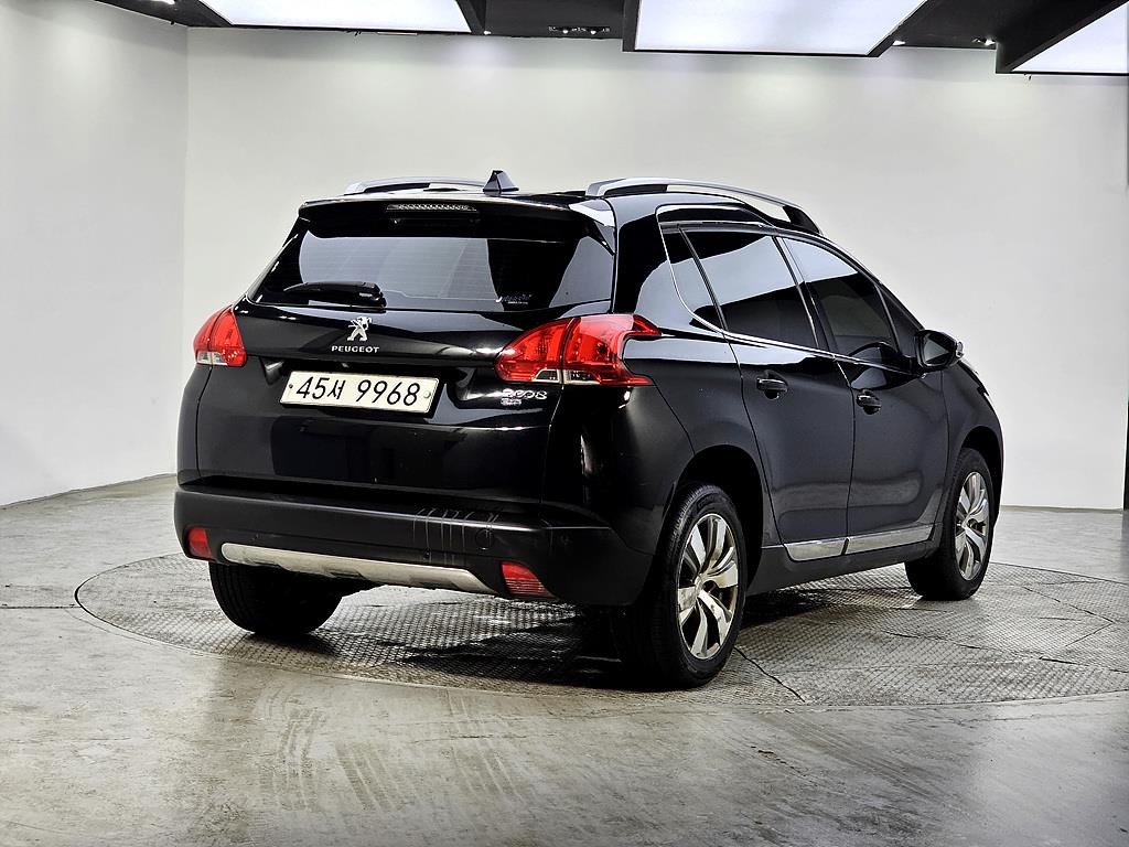 Peugeot 2008 - Vista 4