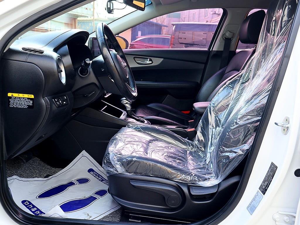 KIA K3 2019 Blanco - Importación desde Corea - HF Imports Iquique - Foto 13