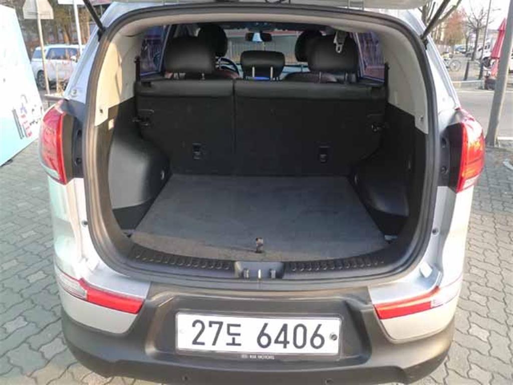 KIA Sportage - Vista 5