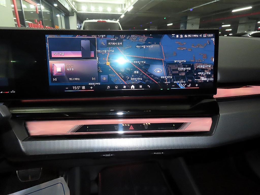 BMW 5 Series - Vista 11