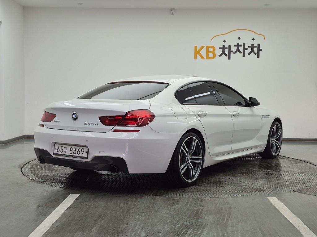 BMW 6 series - Vista 4
